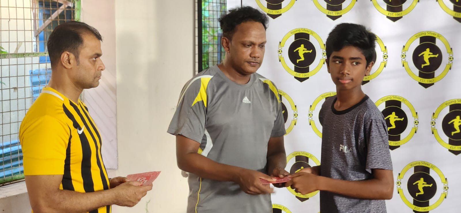 PHOTO 2023 12 17 16 19 23 1