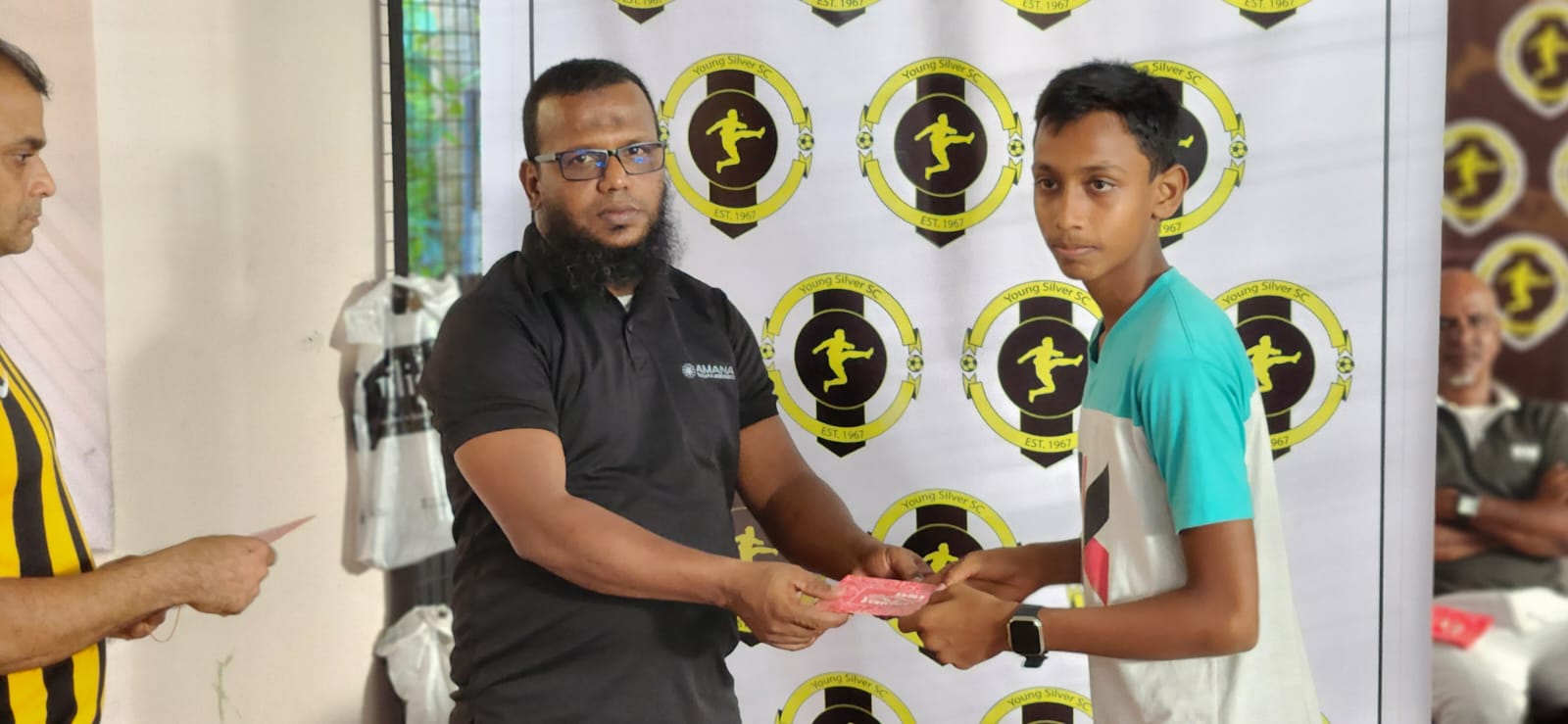 PHOTO 2023 12 17 16 19 23