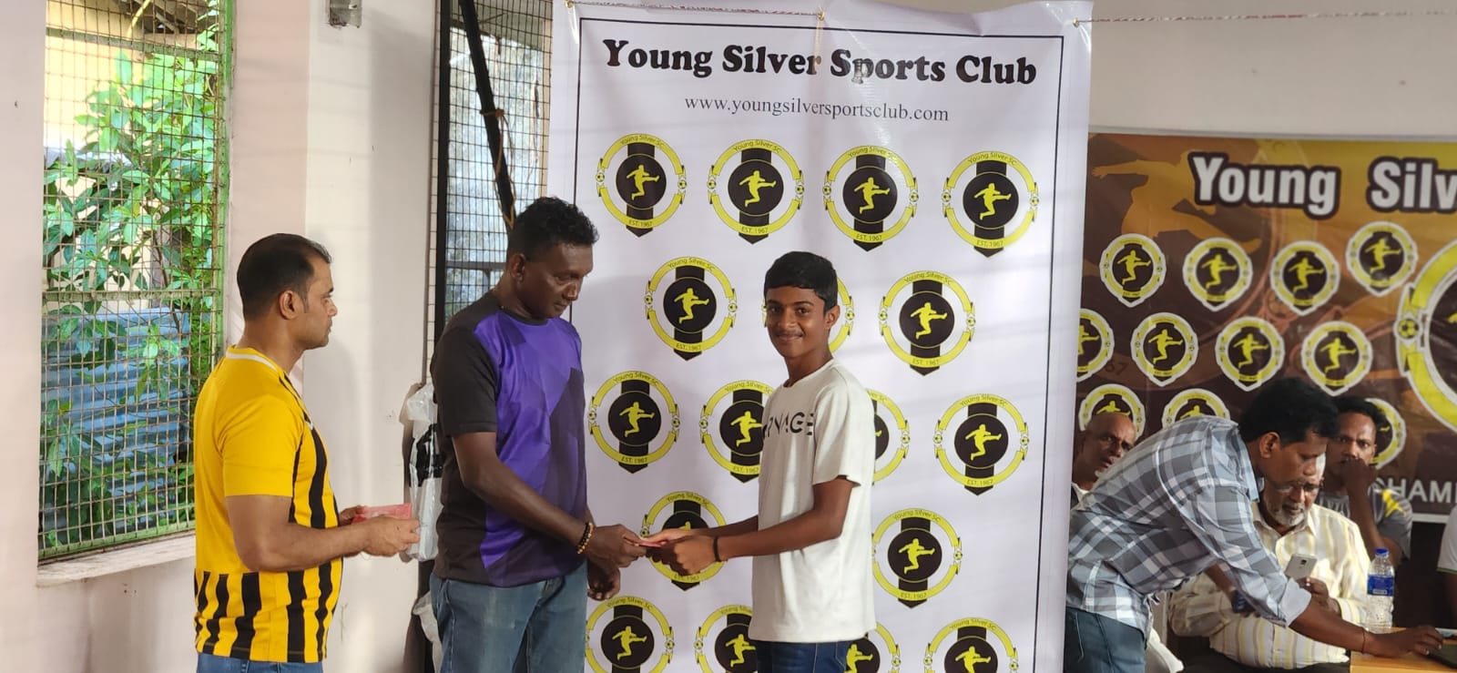 PHOTO 2023 12 17 16 19 26 1